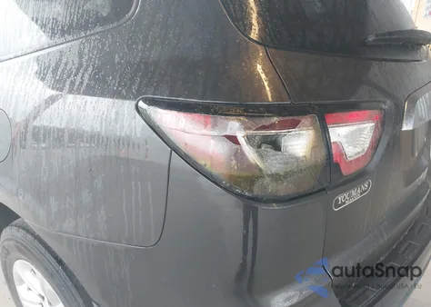 2016 Chevrolet Traverse Ls z USA, uszkodzony, nr VIN 1GNKRFED8GJ288214